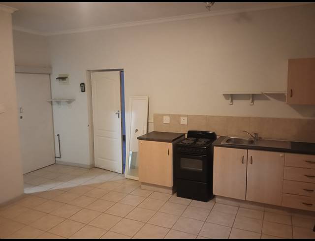 1 BEDROOM APARTMENT FOR SALE IN MONTCLAIR